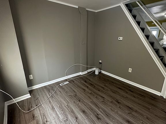 3rd image of 2609 E Harold St