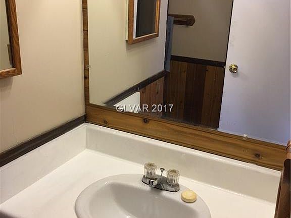 2nd image of 3485 Villa Knolls South Dr