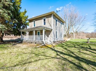 11049 Upton Rd, Bath, MI 48808