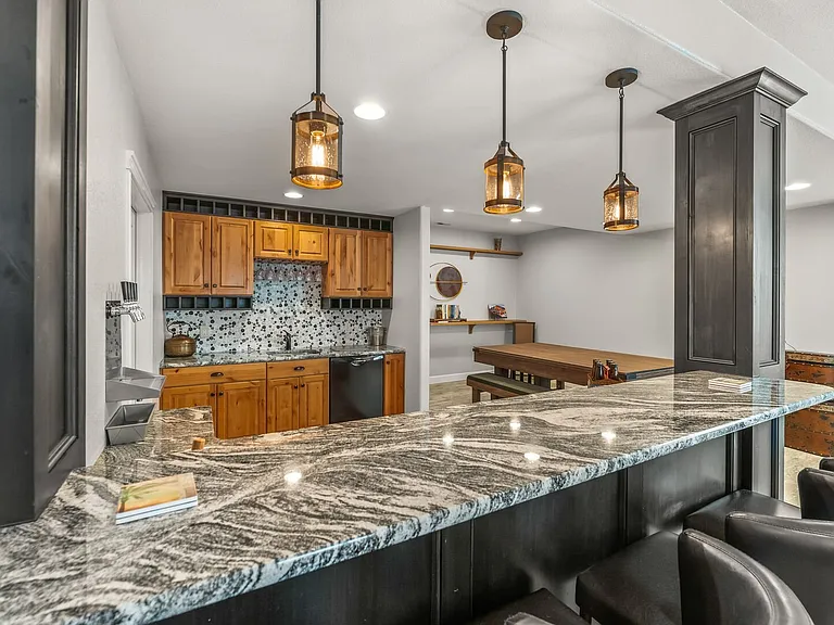 Equinox Dr — Photo 17