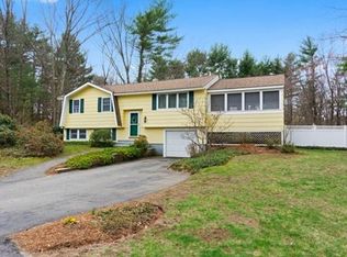 12 Meadowview Rd, Georgetown, MA 01833