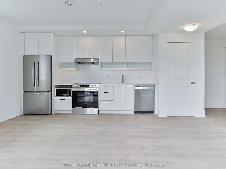 206 King St W #Penthouse 1 — Photo 13