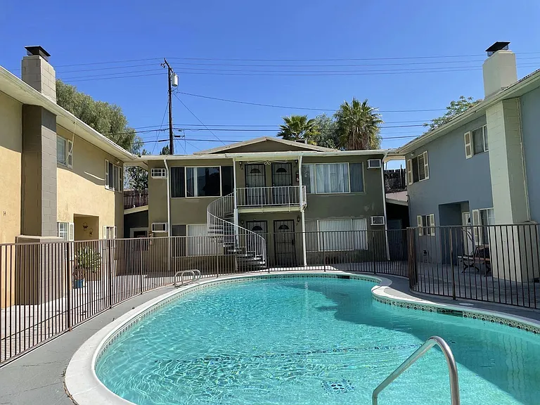 915 Paseo Grande #16 — Photo 12