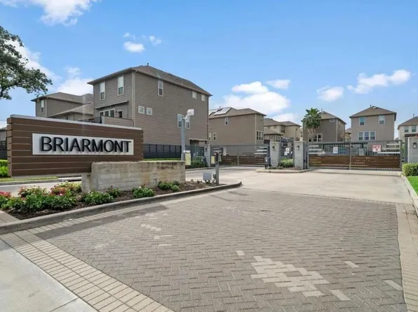 3144 Founders Rock Dr, Houston, TX 77063