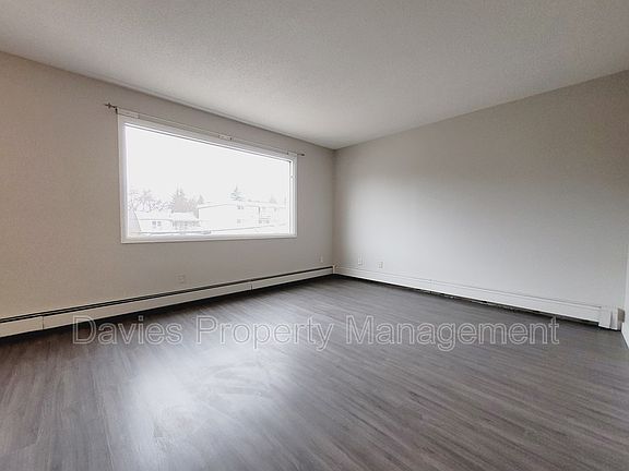 4th image of 10644 80th Ave NW