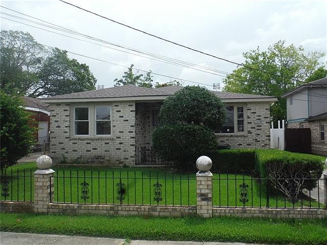 1st image of 815 Pailet Ave