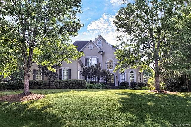 1st image of 4148 Moorland Dr