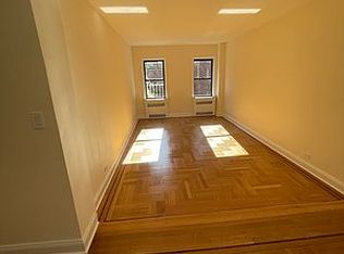 331 E 71st St #4A, New York, NY 10021