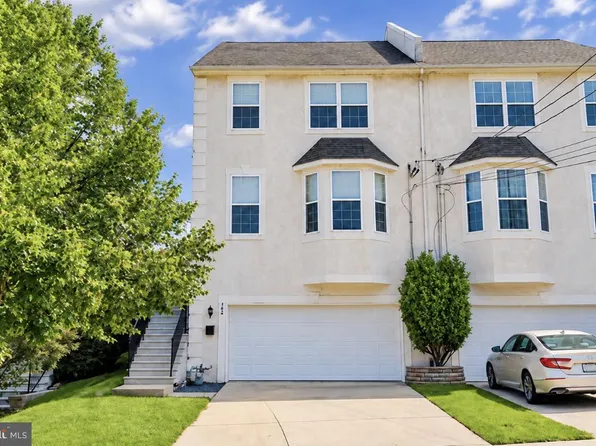 342 W 5th Ave, Conshohocken, PA 19428