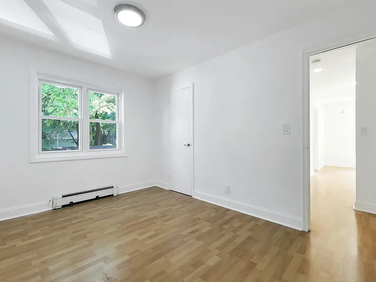 179 Christie Heights St #B — Photo 16