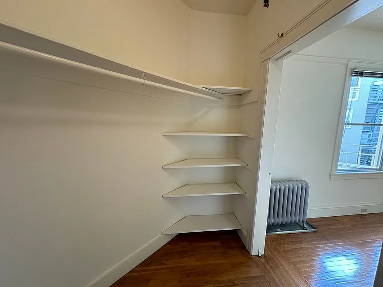 101 Cervantes Boulevard (918r) — Photo 10