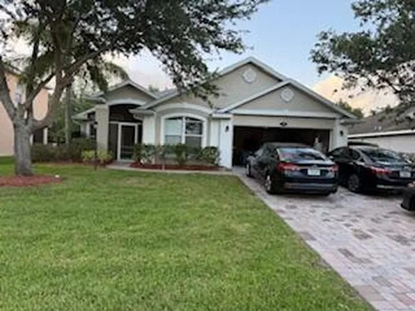 509 N Valencia Cir SW, Vero Beach, FL 32968
