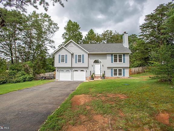 3rd image of 440 Sanford Dr