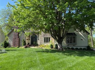 13224 Barkley St, Overland Park, KS 66209
