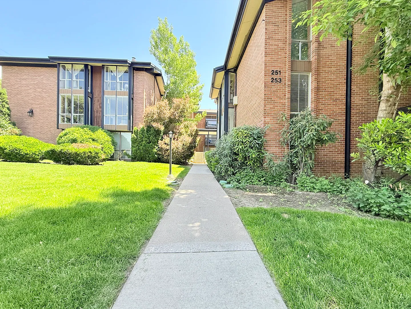 2-Bedroom SLC Apartment with Balcony + Parking + Most Utilities Included! — Photo 1