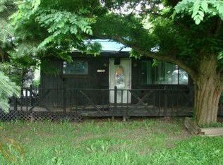 27220 Kelly Rd, Roseville, MI 48066