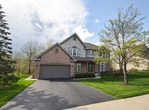 2nd image of 727 Saddlewood Dr