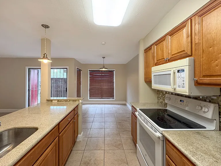 3843 Barrington St #160P — Photo 4