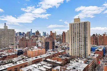 Rented by Cooper & Cooper Real Estate