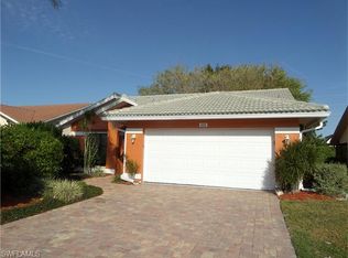 665 Kings Way, Naples, FL 34104