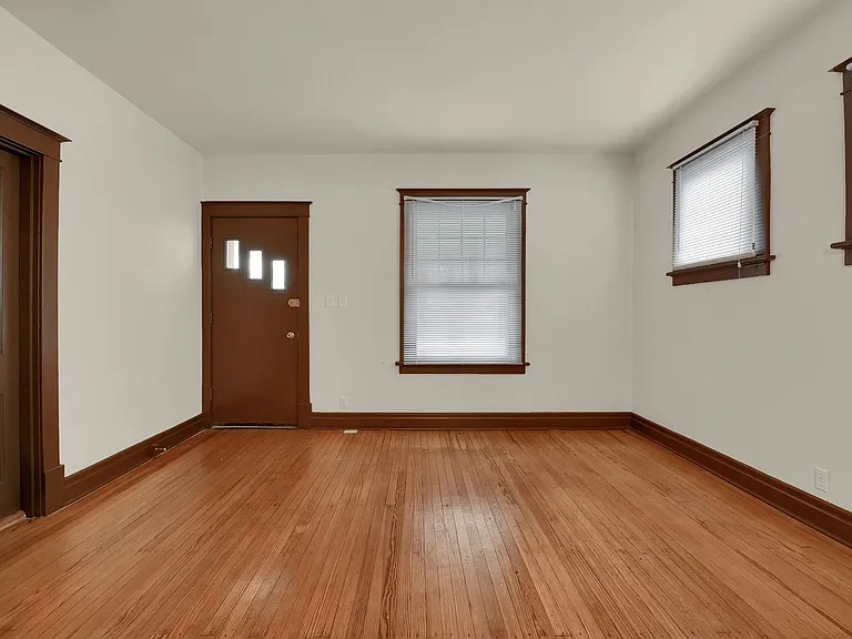 9459 Midland Blvd — Photo 3