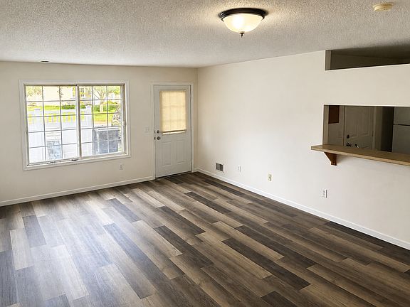 3rd image of 11430 Elmwood Ave N #154