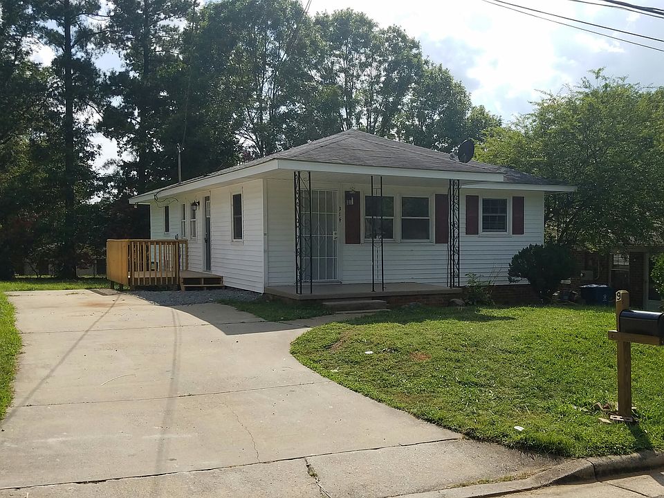 1st image of 914 Corona St