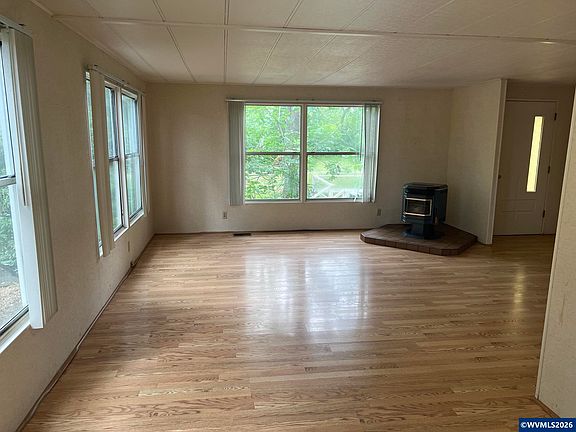 4th image of 3100 Turner Rd SE Unit 204
