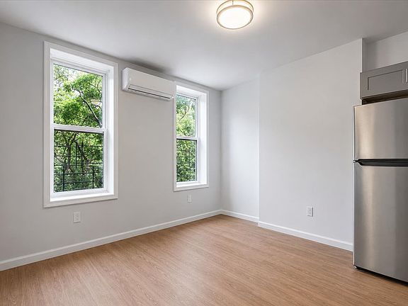 3rd image of 324 Eldert St #3A