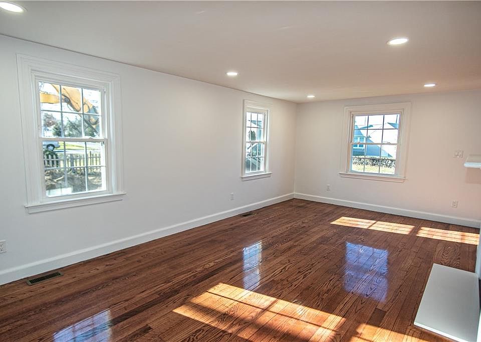 177 Don Ave, Rumford, RI 02916 Zillow