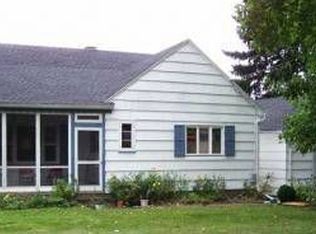 36 Garden Dr, Rochester, NY 14609