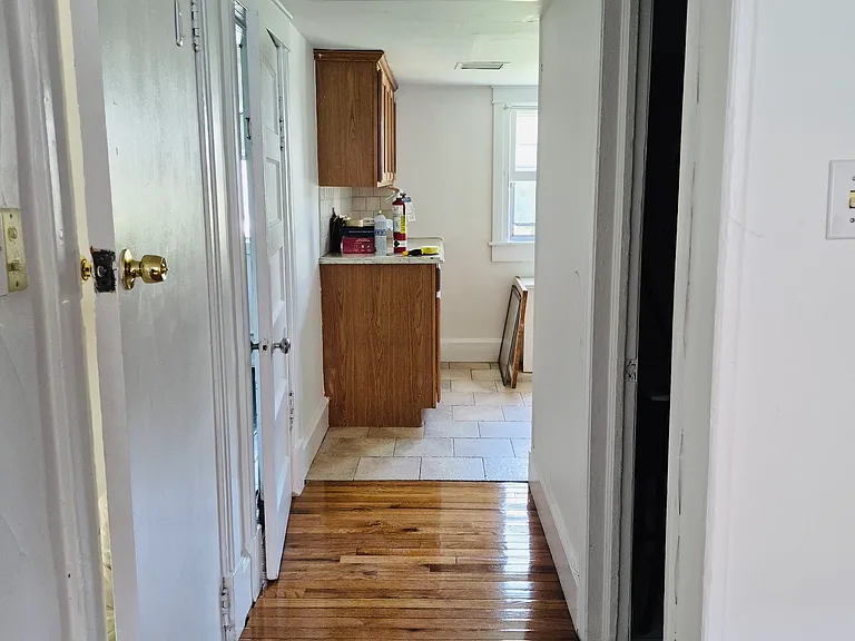 12 Cliff St #2 — Photo 9