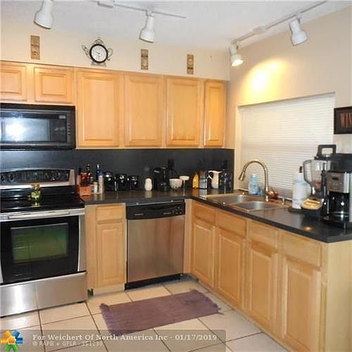 1st image of 5242 NE 6th Ave #27A