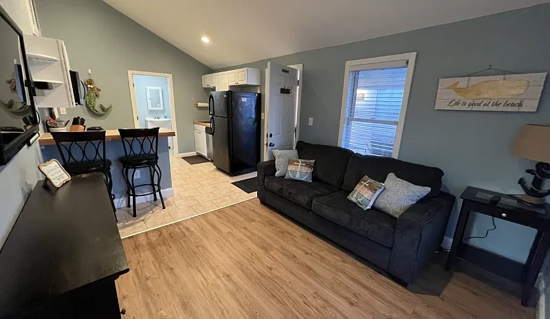 2 bed, $1,800 — Photo 1