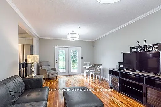 34 Briarwood Cres — Photo 17