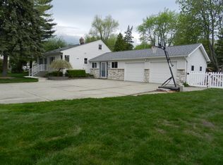 5625 Martin Rd, Warren, MI 48092