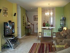 3rd image of 704 Amherst Dr Unit 704
