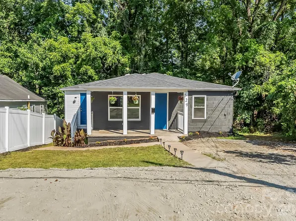 529 Stage St NW, Lenoir, NC 28645