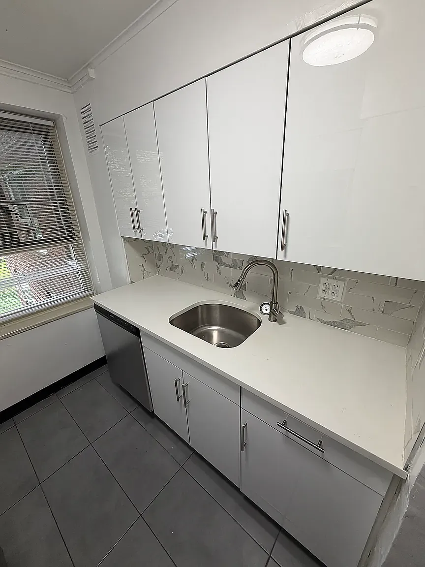 192-10B 69th Avenue — Photo 4