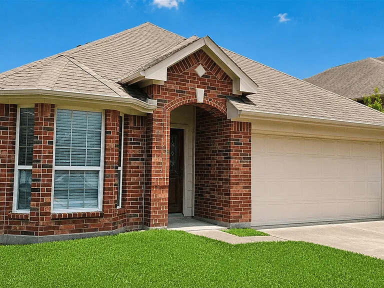 1415 Hardy Stone Dr — Photo 1