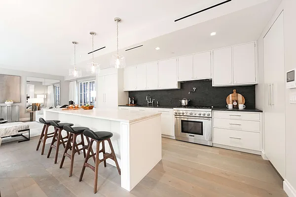 Sold by 70 Henry Street Development, LLC | media 4