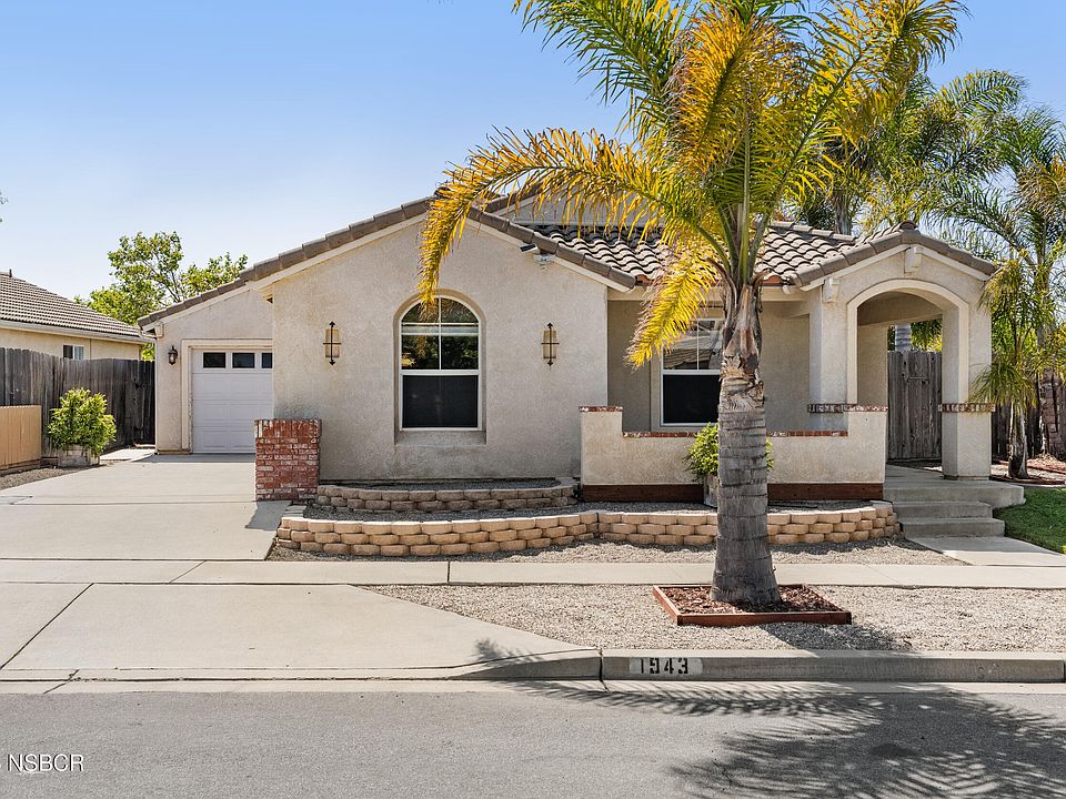 1st image of 1943 S Corbina Dr