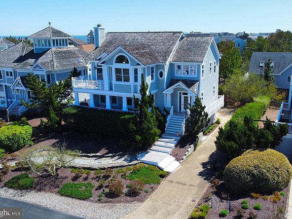 2nd image of 39670 Hamptons Ln N