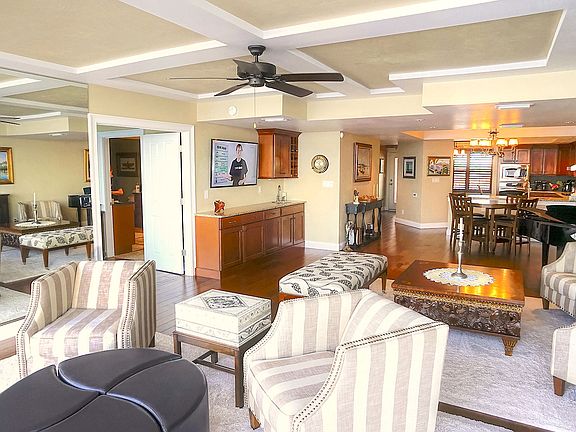 4th image of 742 Marina Point Dr