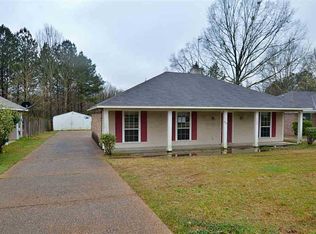 400 Riverbend Dr, Byram, MS 39272
