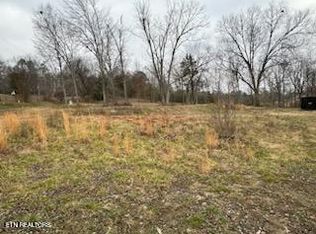 718 Posey Ln, Etowah, TN 37331