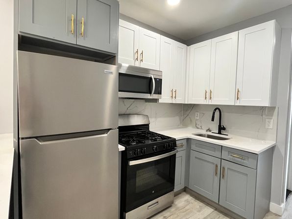 85 Zabriskie St Unit 8