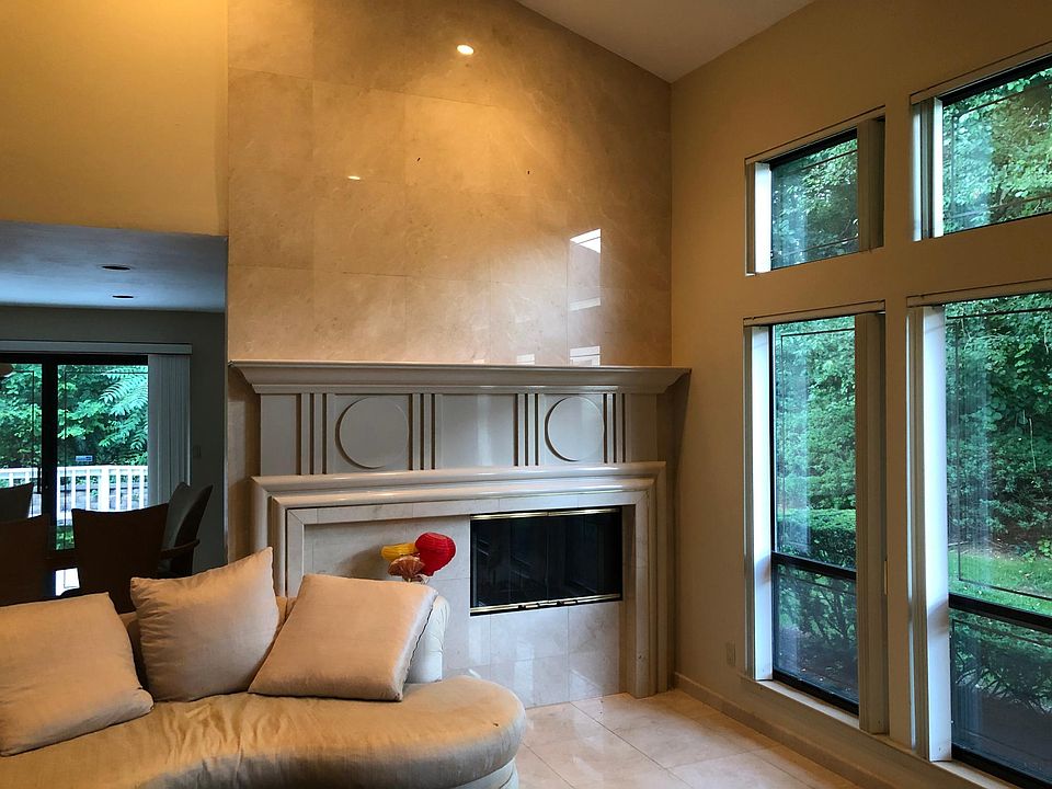 1st image of 115 Foxwood Dr