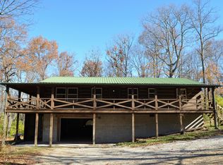 78 Hillside Ln, Crab Orchard, TN 37723