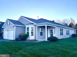 4 Betsy Ross Dr, Allentown, NJ 08501